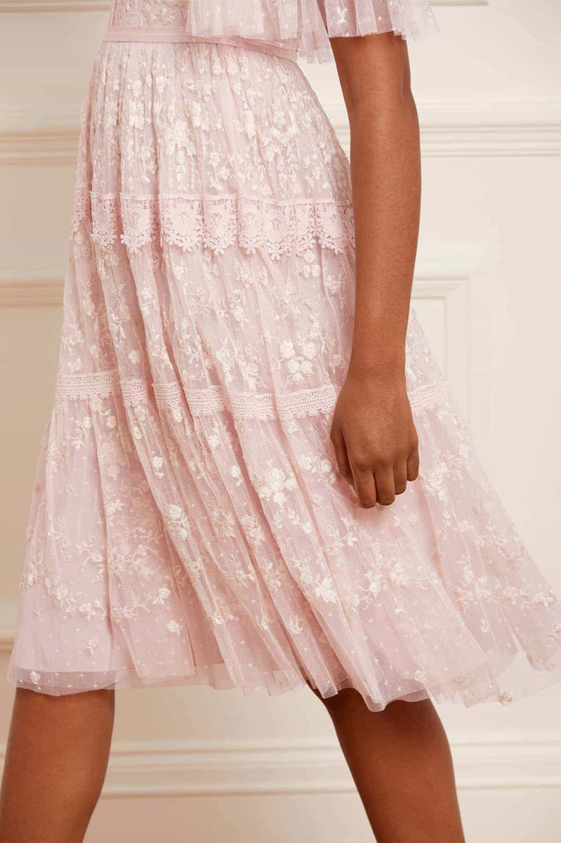 Bebe pink sale lace dress