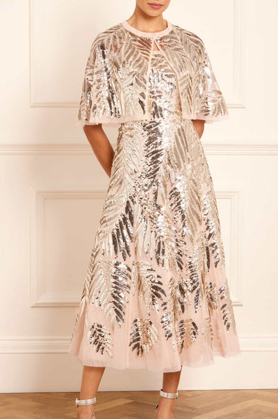 Φτερό Sequin κοντό ανοιχτό ακρωτήριο