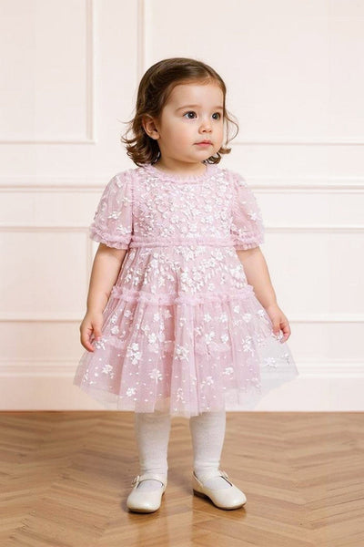 Robe pour bébé avec ruban guirlande