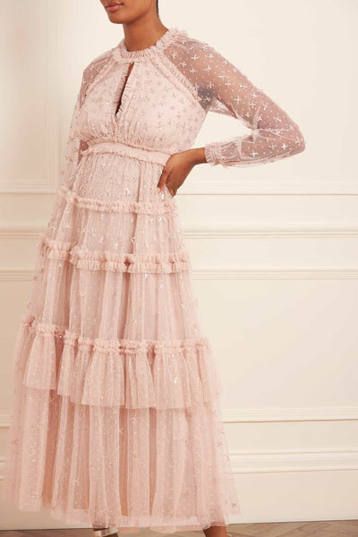 Vestido de lantejoulas com tornozelo